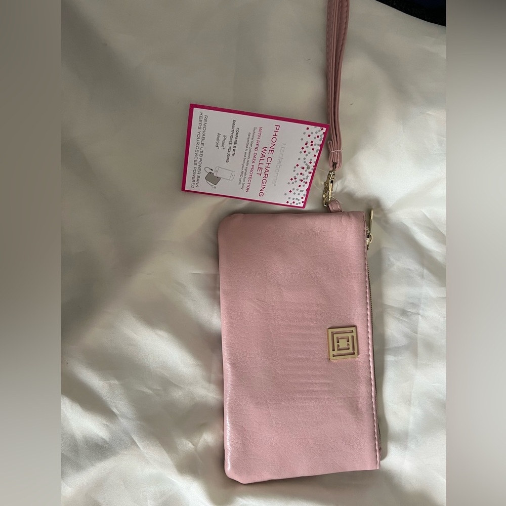 Liz Claiborne phone charging wallet